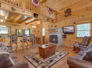Mountain Dreams, 4 Bedrooms, Sleeps 11, Pool Access, Game Room, Hot Tub