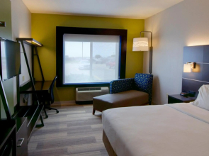Holiday Inn Express & Suites Sioux Center by IHG