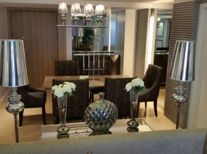 Shang Luxury Suites