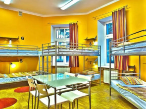 Nathans Villa Hostel