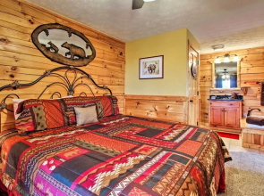 Game Room & Hot Tub! Black Bear Falls Resort Cabin