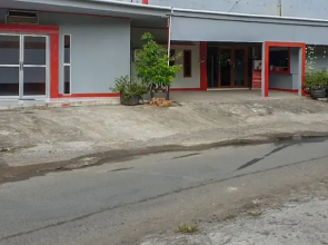 RedDoorz @ Hotel Yaki Mamuju