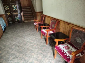 Danba County Mangui Mountain Residence Homestay