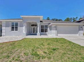 Brand New Remodeled Golf Course Pool & Spa Home, Davenport, US