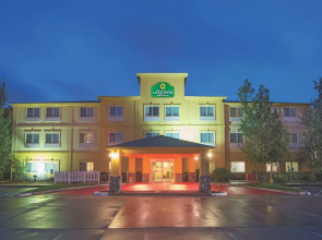 Holiday Inn Express Denver Brighton