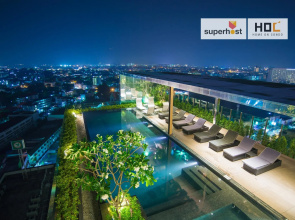 HOC5.1: The Astra Condo, Chiang Mai Night Bazaar