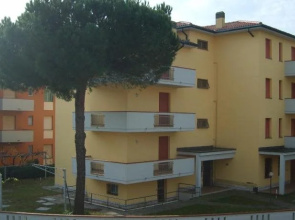 Amanda Residence