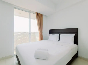 Cozy And Warm Studio At West Vista Apartment