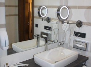 Grand Hotel Empire Frankfurt