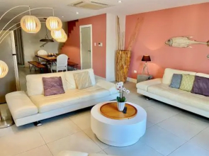 Las Islas Condo #1