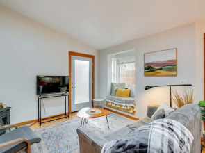 2 Mi to UO: Cozy Retreat in Eugene!