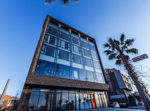 Bluespring Boutique Hotel