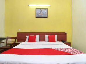 OYO 10605 Hotel Star INN