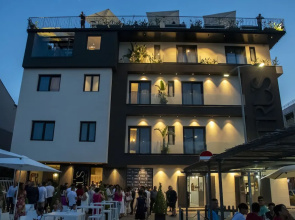 Etrus Boutique Room & Rooftop