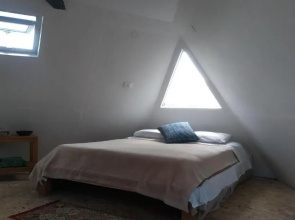 Tetrahedrum Lodge