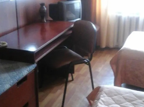 Nauka na Engelsa Hotel