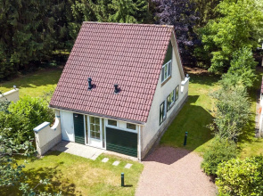 Nice Holiday Home With a Microwave 3 km. From Hellendoorn