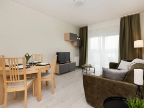 Albatross Towers Apartments by Renters