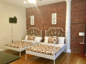 31 Street Broadway Hotel