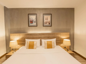 B2 Bangna Premier Hotel