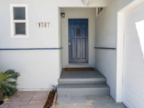 5-BEDROOM HOME RENOVATED IN 2023 NEAR DISNEYLAND (p61)