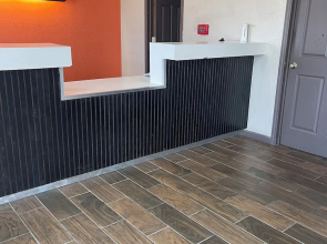 Relax Inn & Suites