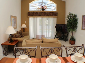Sunflower Holiday home 5 Bedroom