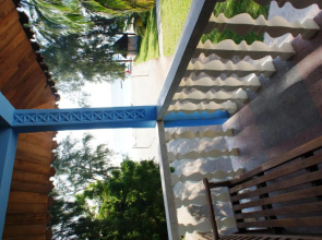 Smiles Beach Hotel