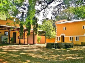 Blue Mountain Luxury Lodge