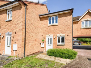 Cosy House │ RICOH │ M6 │ Sleeps 6 │ EMPOWER HOMES