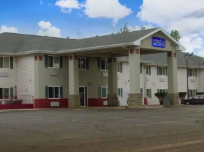 AmeriVu Inn & Suites - Cumberland