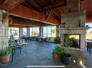 Nomad Inn
