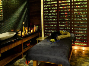 White City Beach - Adults Only