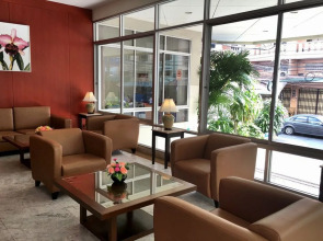 Hadyai Golden Crown Hotel