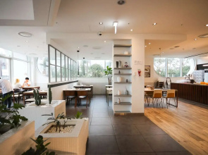 Hotel Whistlelark Jeju