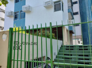 Apartamento amplo a 700 metros da praia