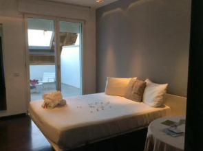 15.92 Hotel