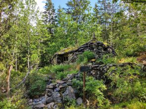 Vårhaga Vandrarhem