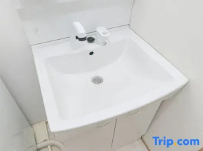 11 min from Nagoya / 2 beds + sofa bed / Up to 5