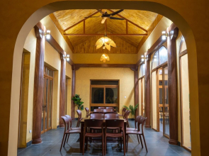 Sky Bay Lodge