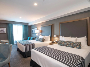 Sandman Signature Ottawa Airport Hotel