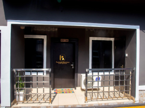 Platinum Apartelle