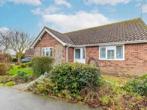 Host Stay Gorse Cottage