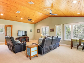 Boathouse & Dock: Riverfront Dunnellon Getaway!