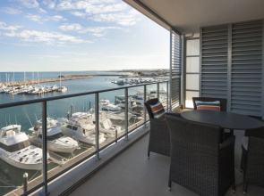 Mantra Geraldton