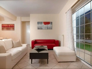 SK-George Apartments by the Sea and Airport