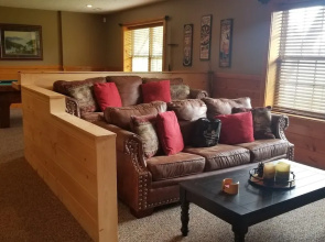 Majestic Views - Four Bedroom Cabin