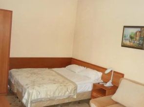 Guest house on Demokraticheskiy