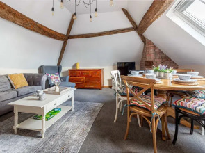 Host Stay Merchant House Penthouse