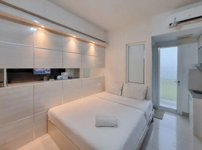 Warm Studio At Student Castle Yogyakarta Apartment